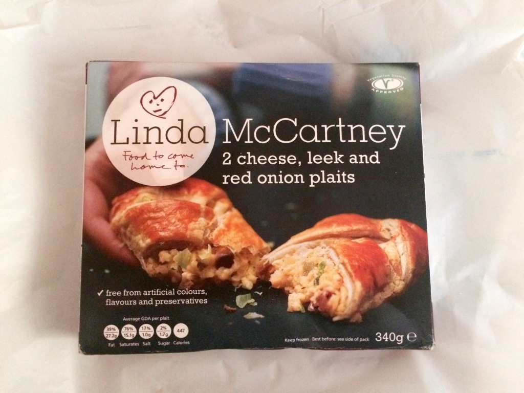 Linda McCartney Cheese, Leek and Red Onion Plaits